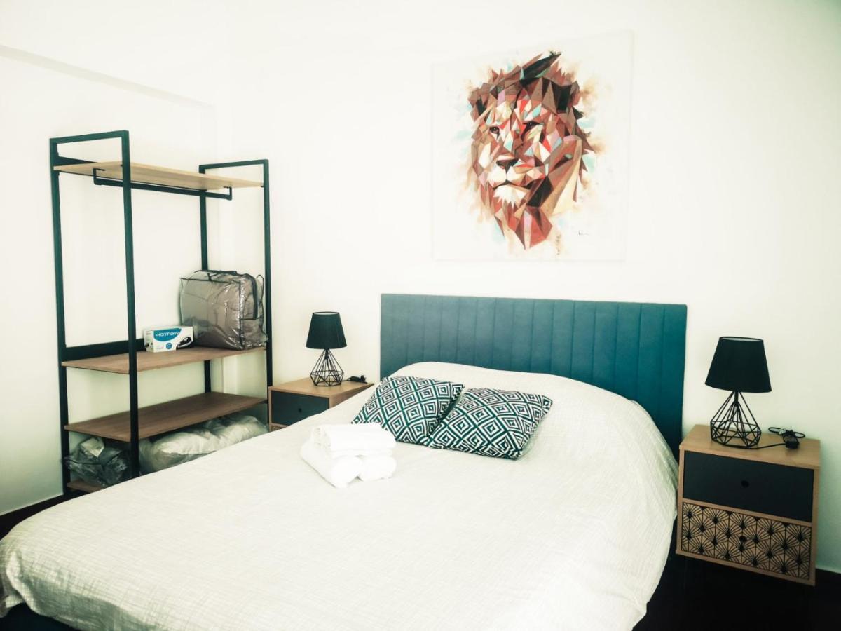 Explore Greece From Colorful City Centre Apartment Chalkís Kültér fotó