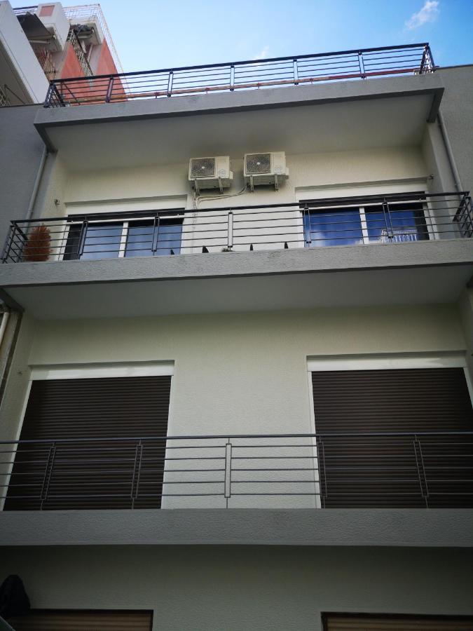 Explore Greece From Colorful City Centre Apartment Chalkís Kültér fotó